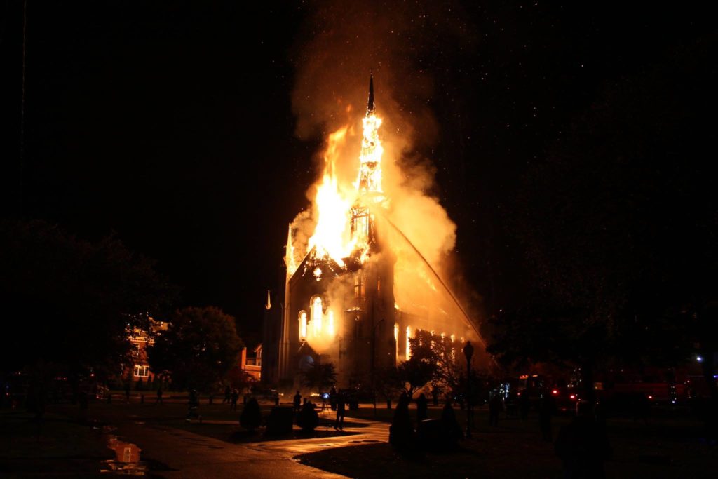 Jesus Painting Survives Terrible Fire That Destroyed Historic Church ...