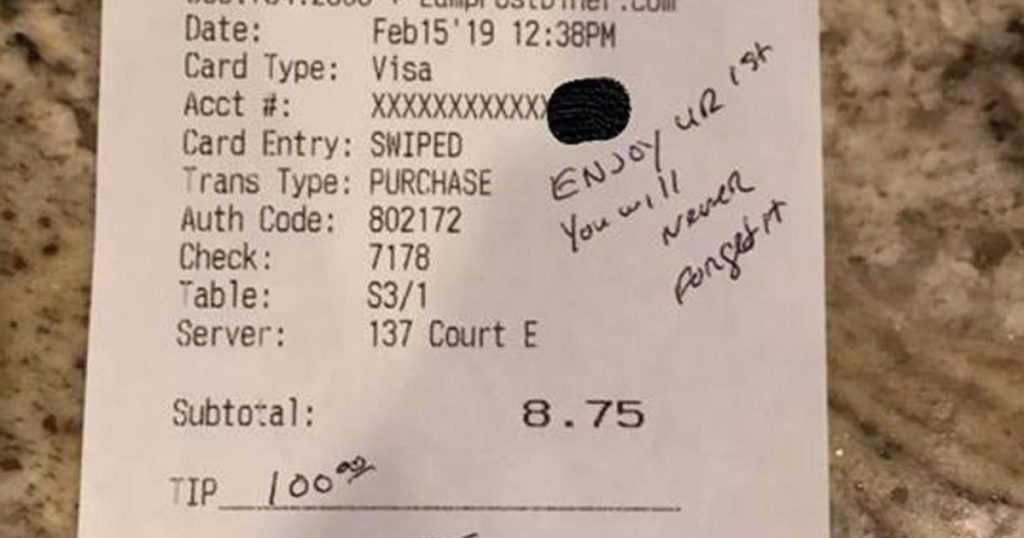 Police Officer Leaves Touching Note And $100 Tip For Pregnant Waitress ...