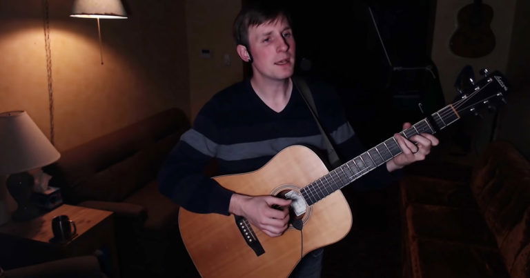 Stephen J Nasby Sings Shout To The Lord