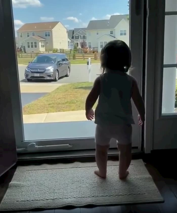 baby-happy-dance-3