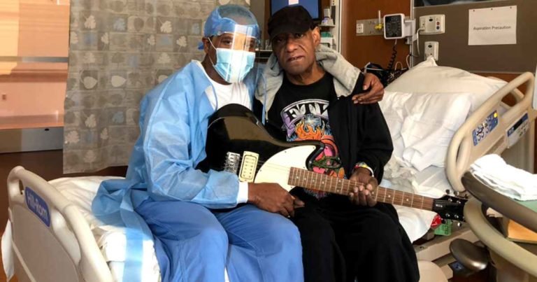 medical-assistant-gives-patient-guitar