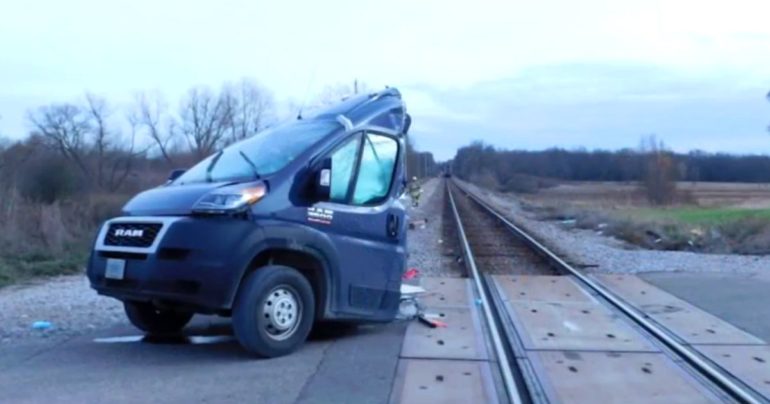 train-cuts-truck-in-half