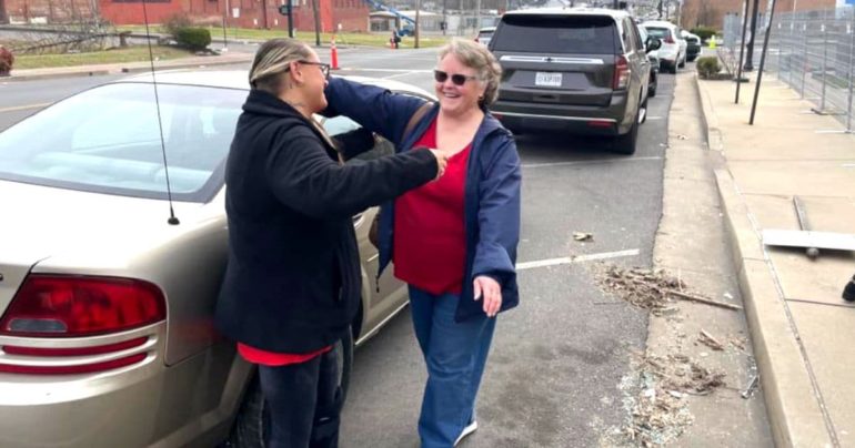 kentucky-tornado-act-of-kindness