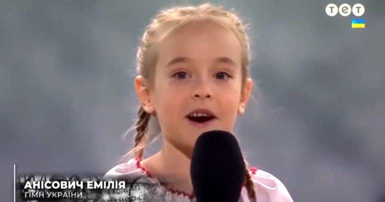ukrainian-national-anthem-amelia-anisovych