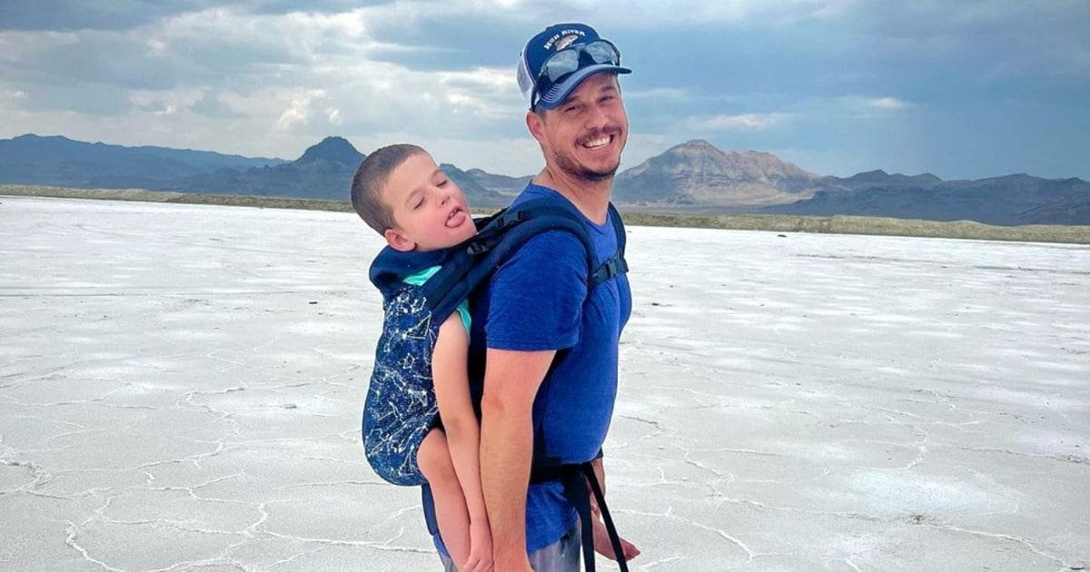 dad-carries-disabled-son-colorado