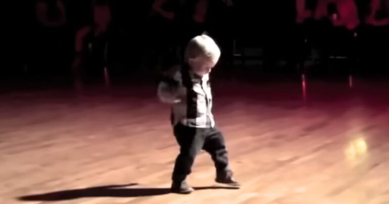 toddler dancing to Elvis song William Stokkebroe