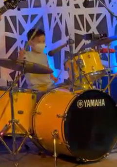 5 year old church drummer 2