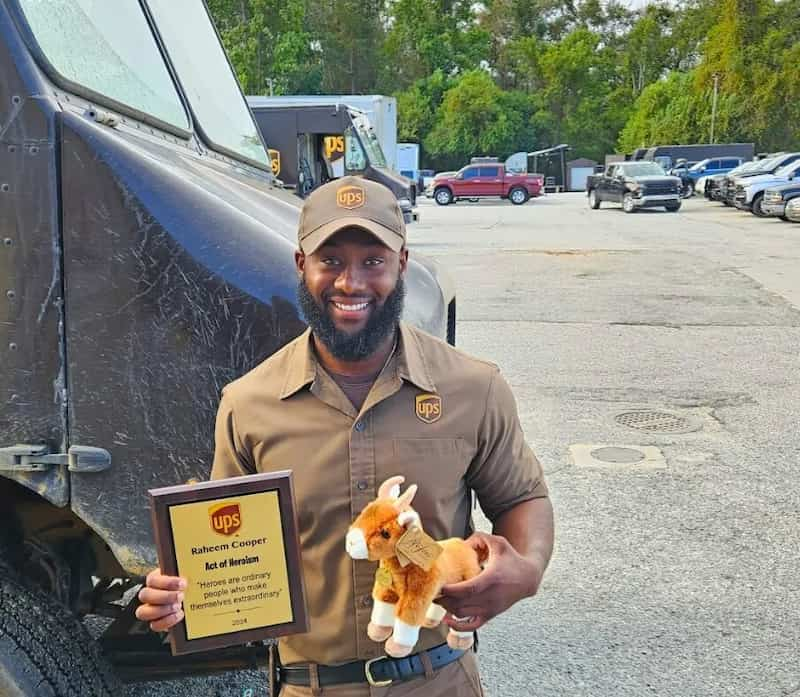 ups driver saves collapsed grandmother 2