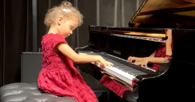 4 year old piano prodigy