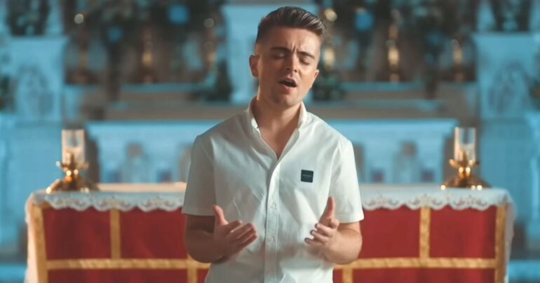 owen mac come jesus come