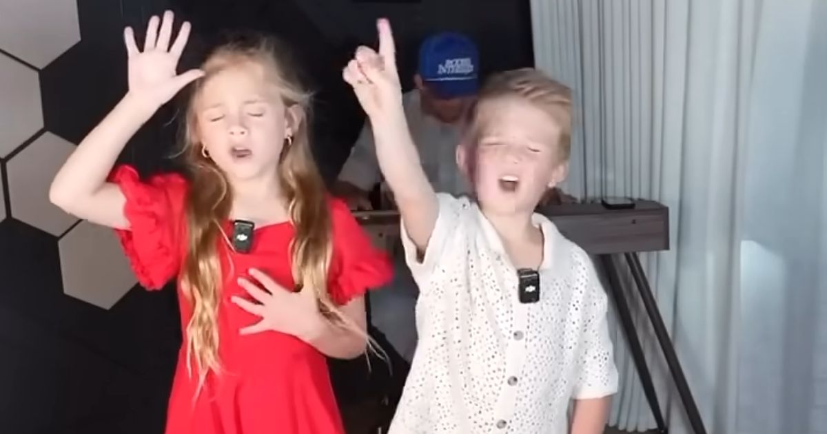 siblings sing goodness of god